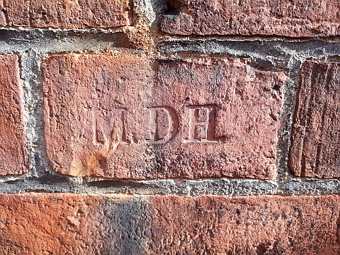 MDH Backstein