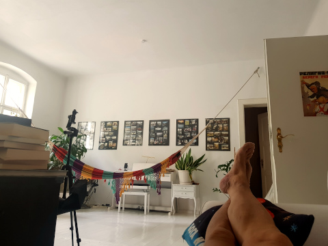 chillen auf dem Sofa