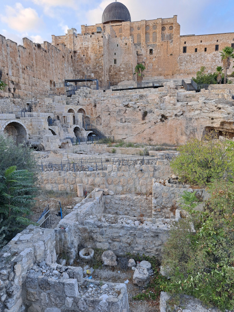 Zion gate