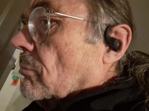 earbuds