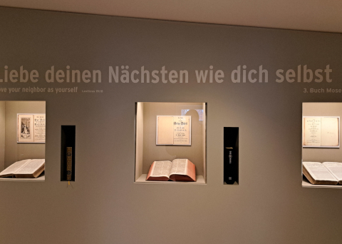 heilige Bücher